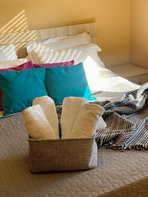Апартаменти *Heart Of New Bazaar 1 Bed Apt* Тирана Екстер'єр фото